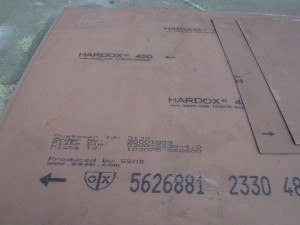 ｽｴーﾃﾞﾝ鋼　HARDOX450使用